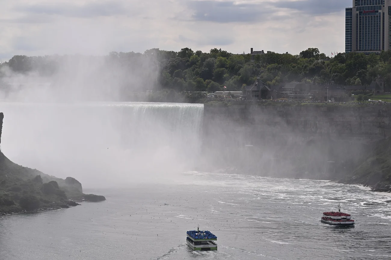 The Niagara day from Bolton